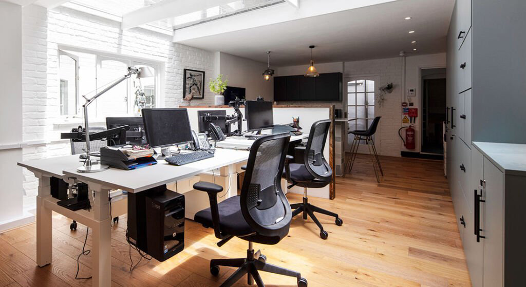 Bespoke interiors for the next generation workplace - MAiiKO